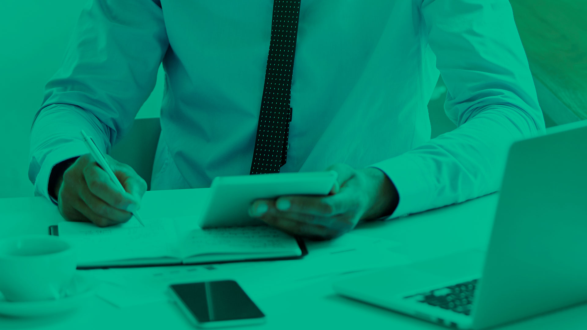 Fluxo de Caixa: O Coração da Empresa que Bate no Ritmo Certo (ou Te Leva à Falência Silenciosa)